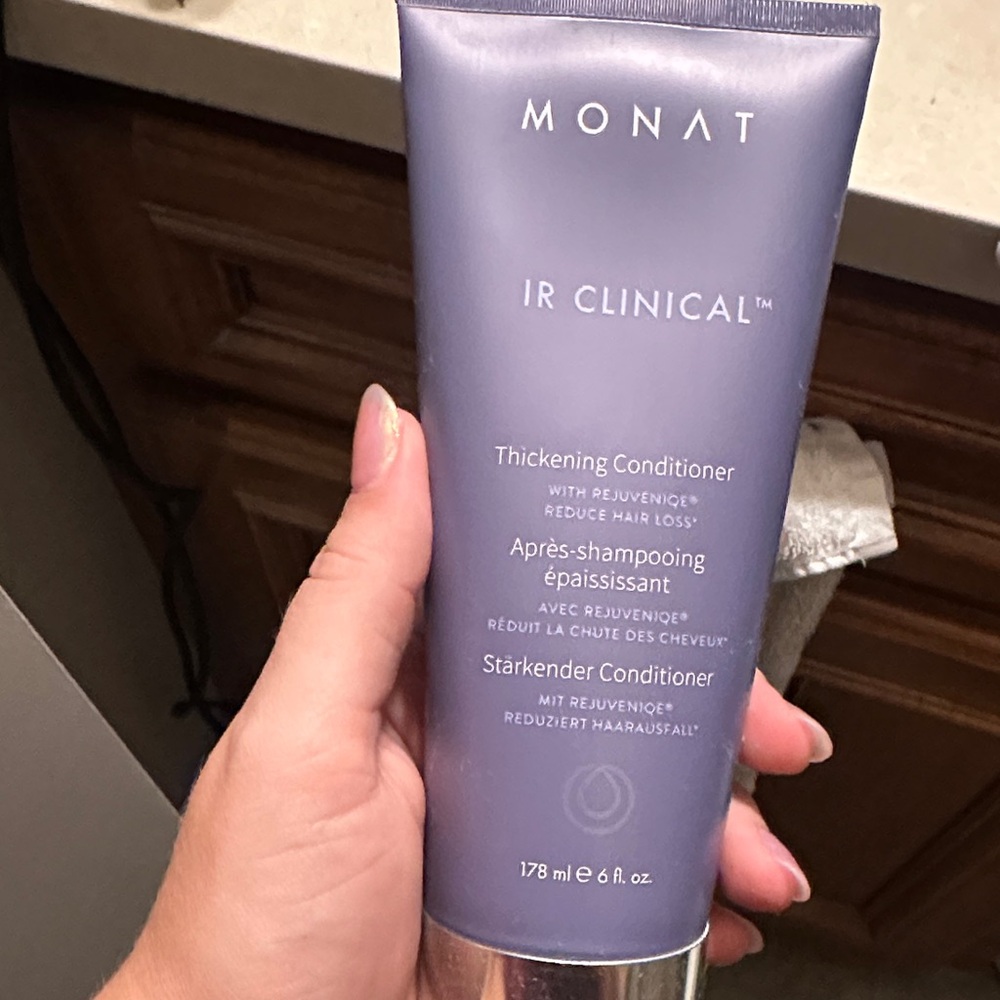 MONAT IR Clinical Thickening Conditioner - Purple